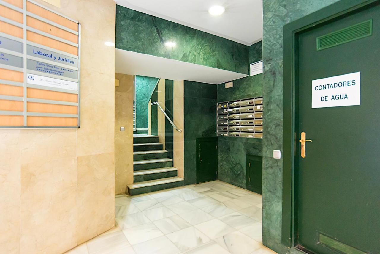 Rooms Young People Only, Soho Citycenter Málaga Kültér fotó